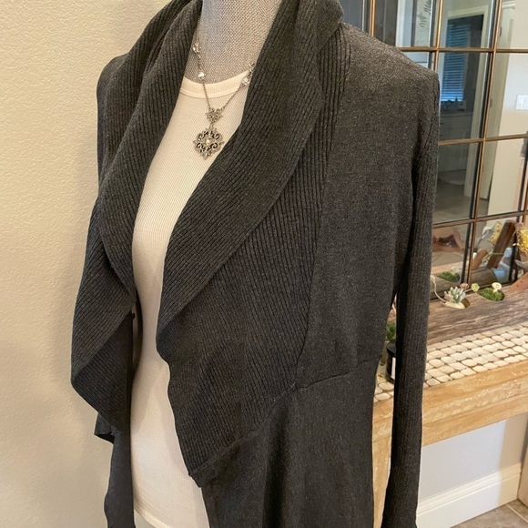 White house black market cardigan - Picture 2 of 5